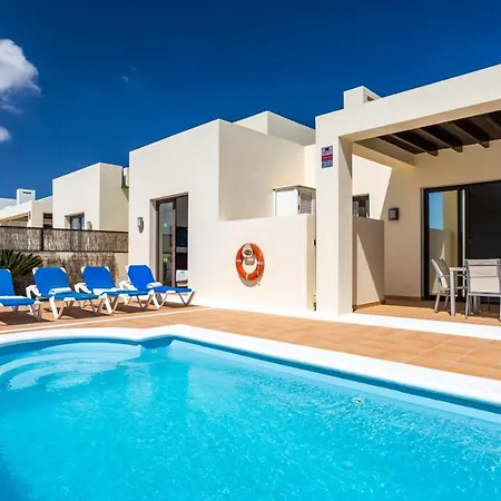 Villas Bahamas Playa Blanca, Con Terraza Y Piscina Privada Villa